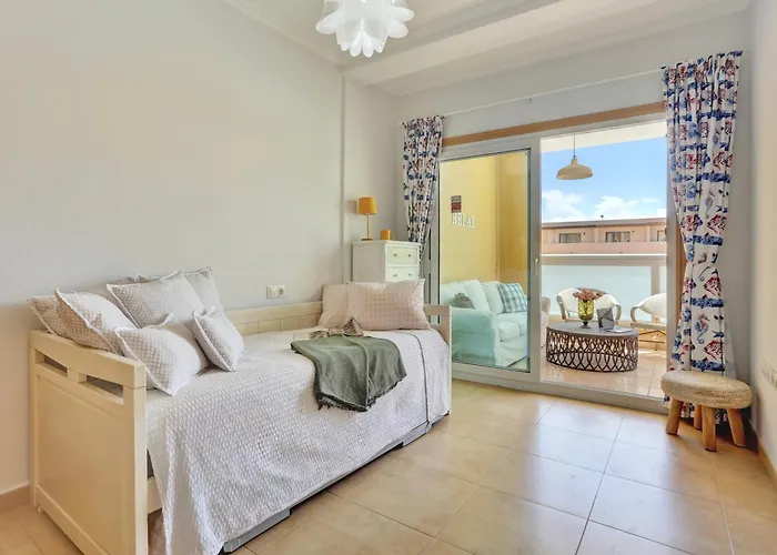 Casa Bita El Playa With Swimming Pool Appartamento *